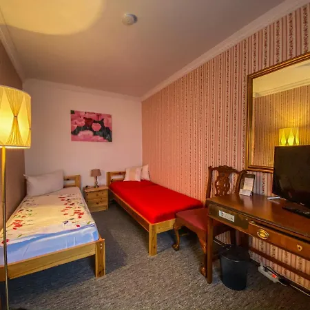 Zum Blumchen بيت ضيافة 3*